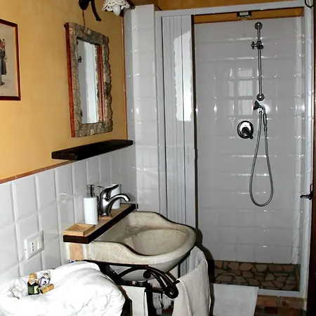 Al Vecchio Fontanile Bed & Breakfast