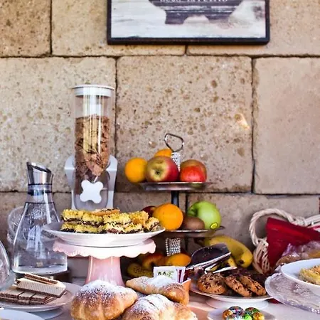 Al Vecchio Fontanile B&B 라디스폴리